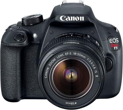 Nikon D50 DSLR Camera with 18-55mm f/3.5-5.6G ED AF-S Zoom Nikkor Lens (Old Model)